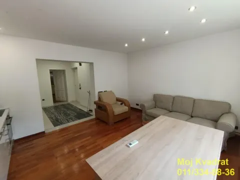 Rent, two bedroom apartment, 60m², Stari Grad, Beograd - image 2