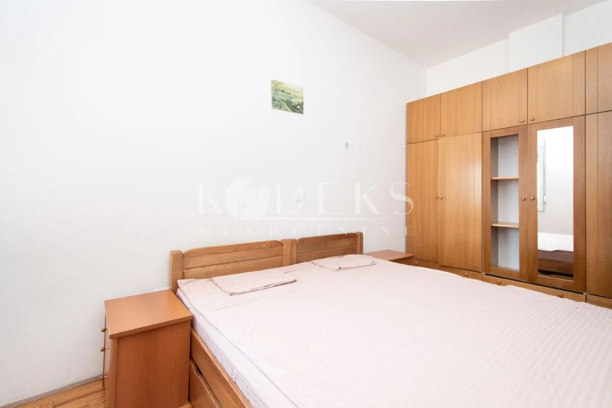 Izdavanje, jednosoban stan, 57m², 1 maj, Podgorica