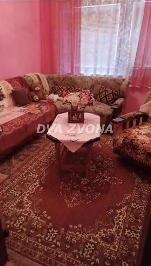 Prodaja, kuća, 192m², Novi Bečej, Zrenjanin