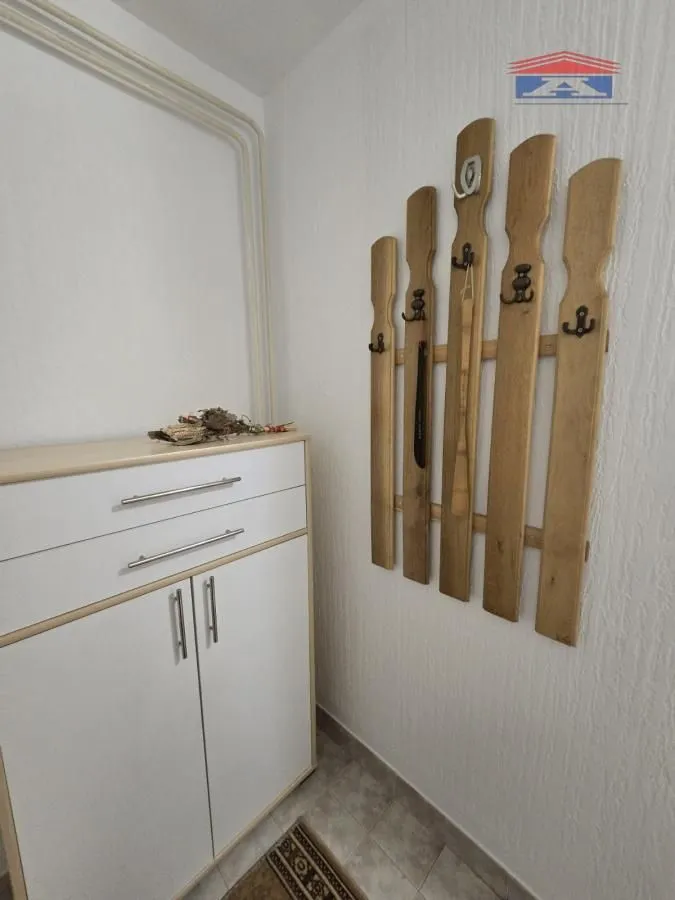 Izdavanje, dvosoban stan, 49m², Podbara, Novi Sad Sve Podlokacije