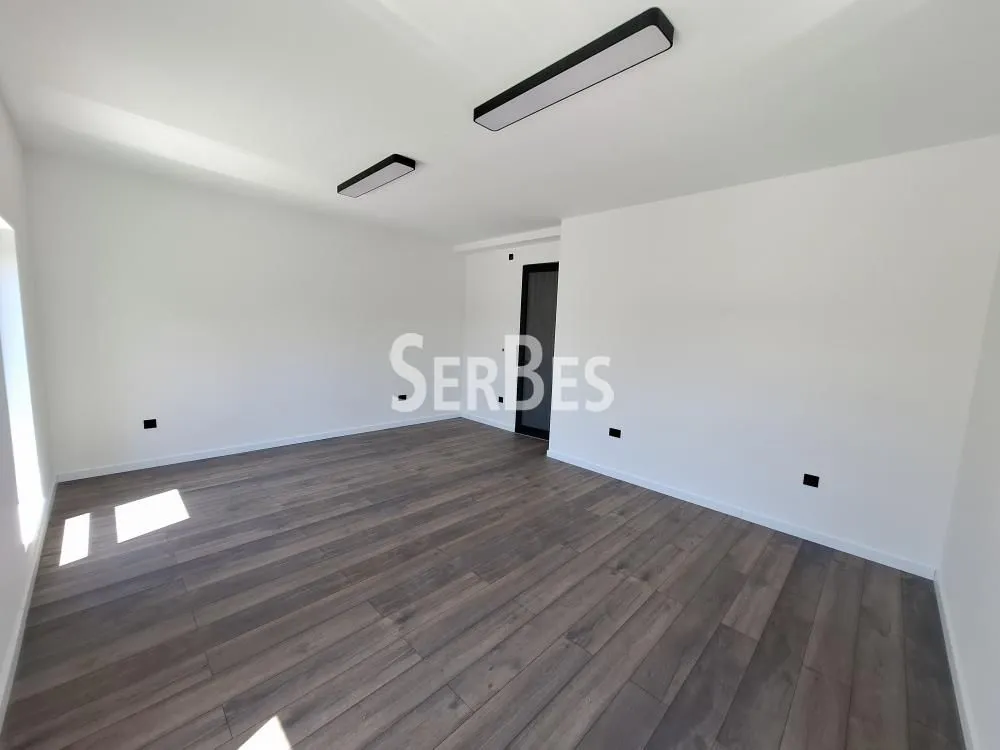 Sale, office space, 600m², Klisa, Novi Sad Sve Podlokacije