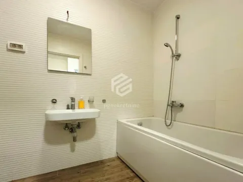 Rent, one bedroom apartment, 45m², Pobrežje, Podgorica - image 6