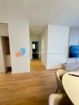 Izdavanje, trosoban stan, 74m², Savski Venac, Beograd - image 17