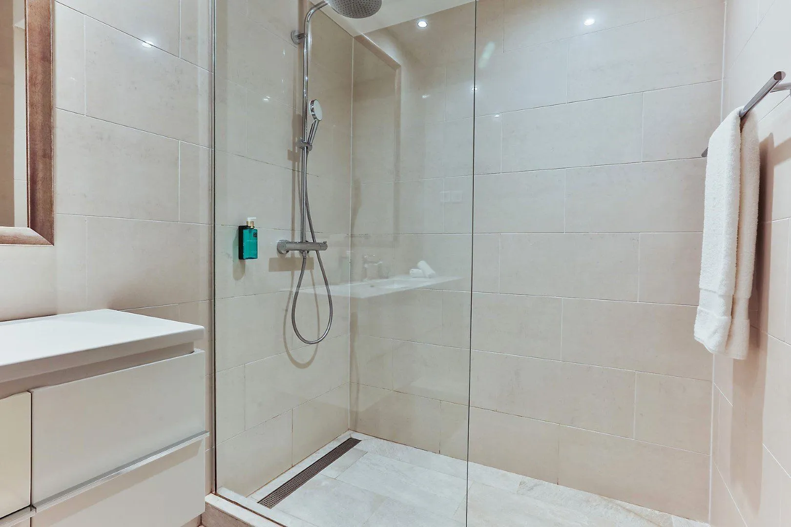 Prodaja, dvosoban stan, 126m², Luštica Bay, Tivat