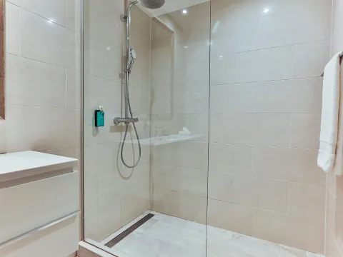 Sale, two bedroom apartment, 126m², Luštica Bay, Tivat - image 11