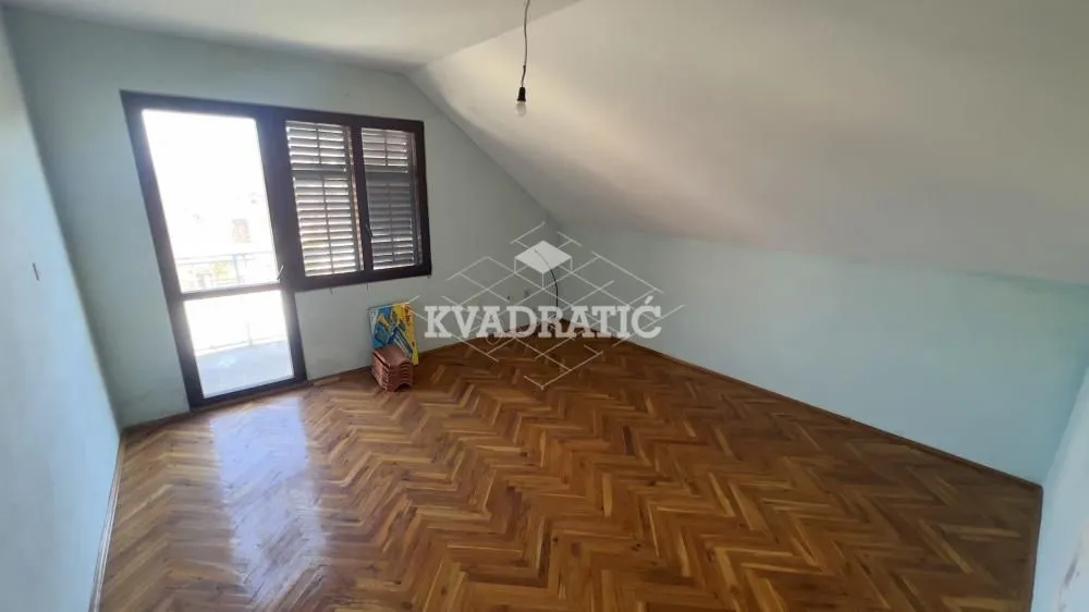 Prodaja, kuća, 209m², Arnajevo, Barajevo