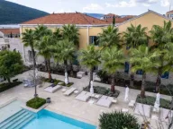 Sale, two bedroom apartment, 163m², Portonovi, Herceg Novi - image 1