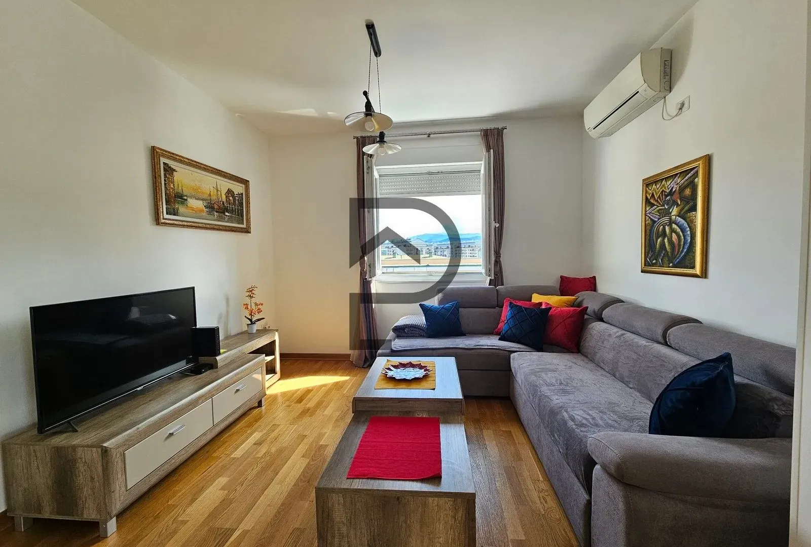 Izdavanje, stan, 40m², City Kvart, Podgorica