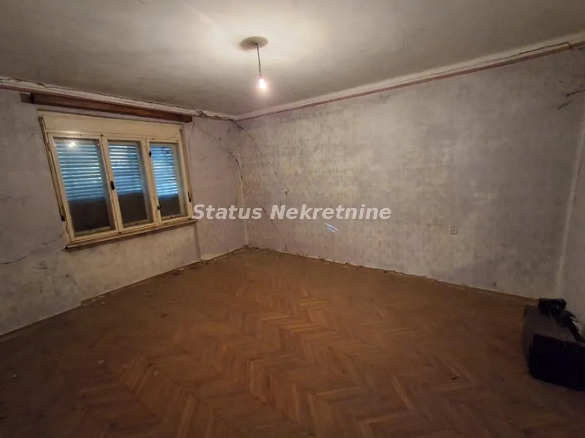 Prodaja, kuća, 250m², Novi Sad, Srbija