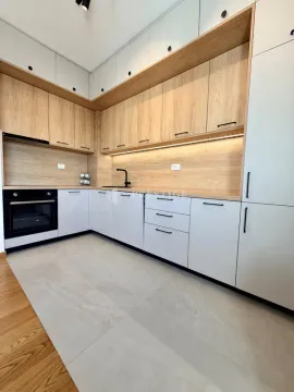 Izdavanje, dvosoban stan, 72m², New City, Podgorica - image 5