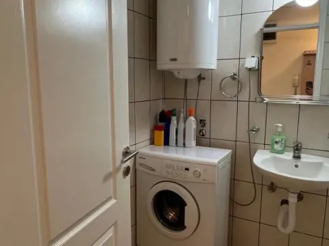 Izdavanje, dvosoban stan, 42m², Centar, Niš - image 6