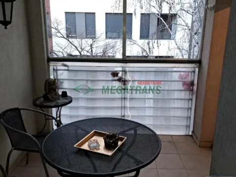 Izdavanje, četvorosoban stan, 100m², Novi Sad Sve Podlokacije, Novi Sad - image 17