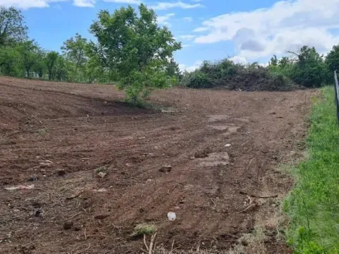 Prodaja, plac, 2300m², Irig, Srbija - image 3