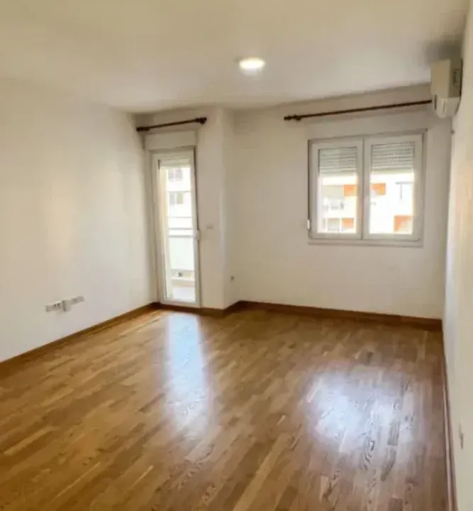 Rent, one bedroom apartment, 44m², City Kvart, Podgorica