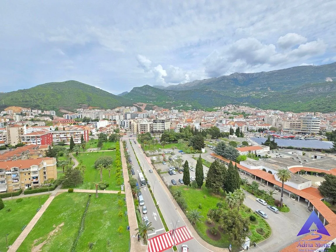 Prodaja, jednosoban stan, 63m², Centar, Budva