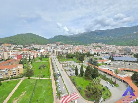 Prodaja, jednosoban stan, 63m², Centar, Budva - image 10