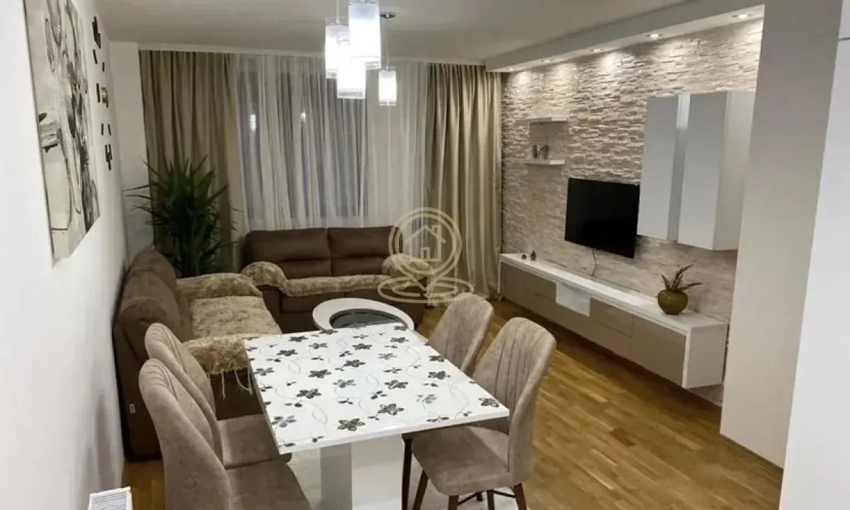 Rent, three bedroom apartment, 67m², Medijana, Niš