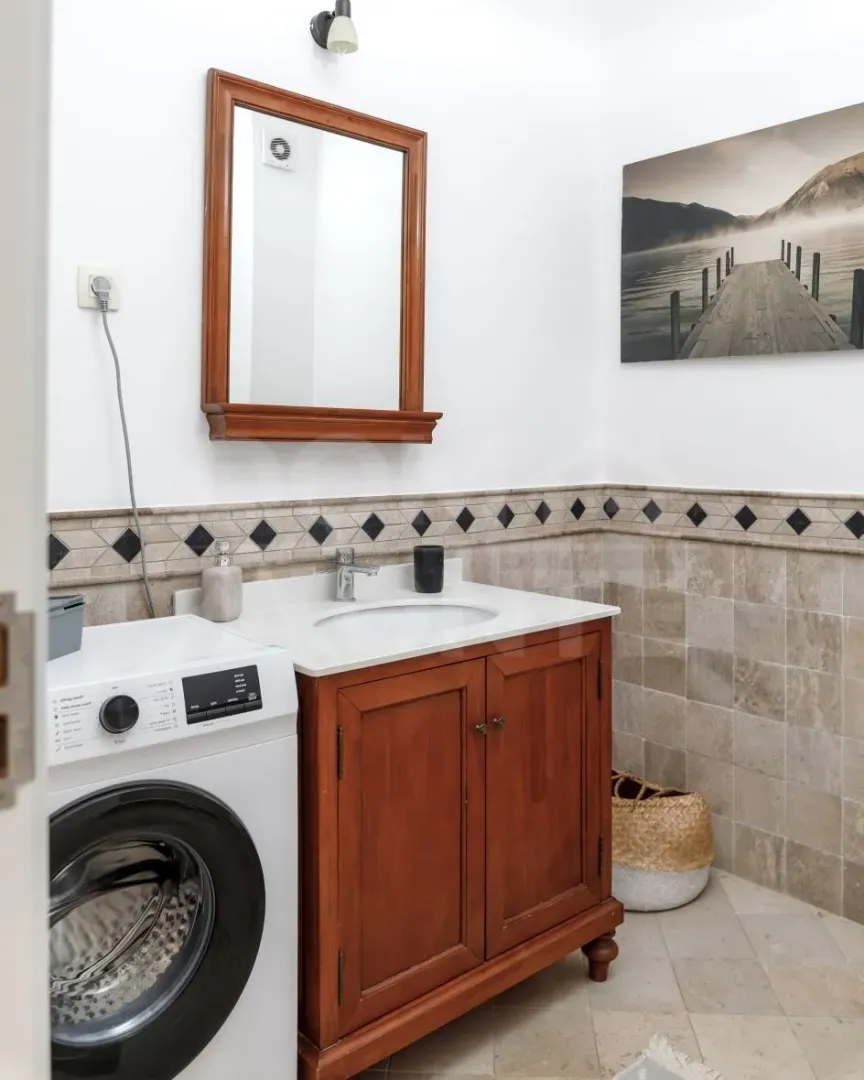 Prodaja, četvorosoban stan, 119m², Risan, Kotor