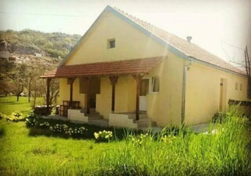 Prodaja, kuća, 124m², Cetinje, Crna Gora