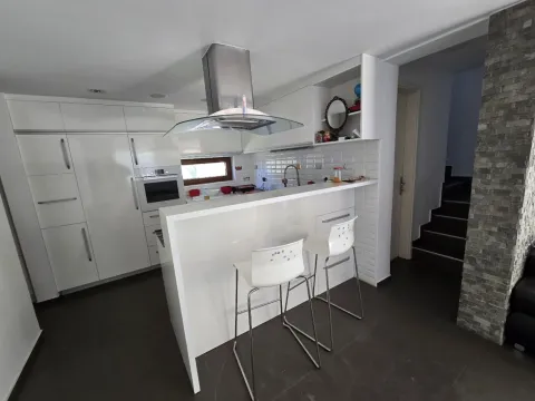 Rent, house, 160m², Mirac, Kotor - image 9