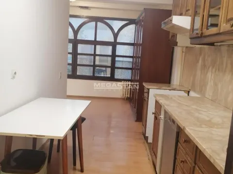 Izdavanje, četvorosoban stan, 115m², Kalenić Pijaca, Vračar Sve Podlokacije - image 9