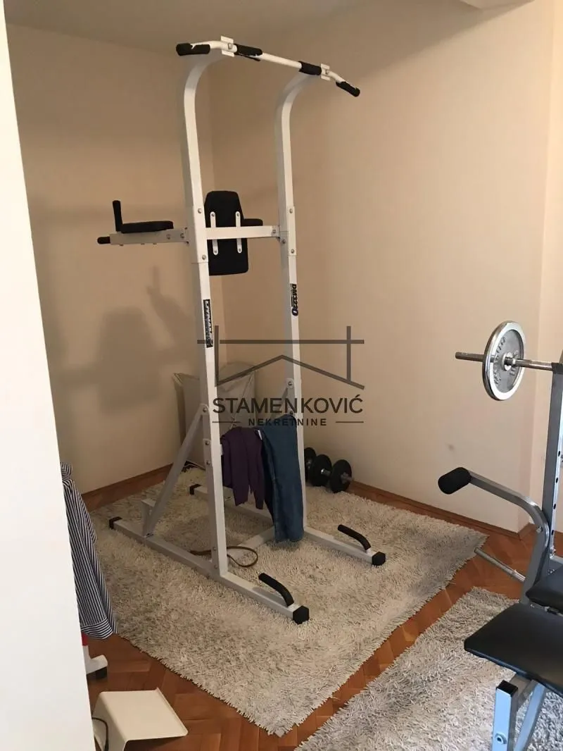 Prodaja, četvorosoban stan, 148m², Centar, Novi Sad