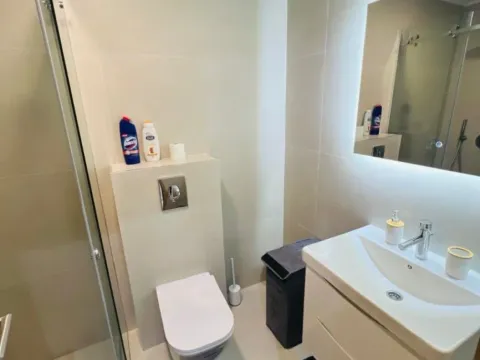 Izdavanje, jednosoban stan, 45m², City Kvart, Podgorica - image 7