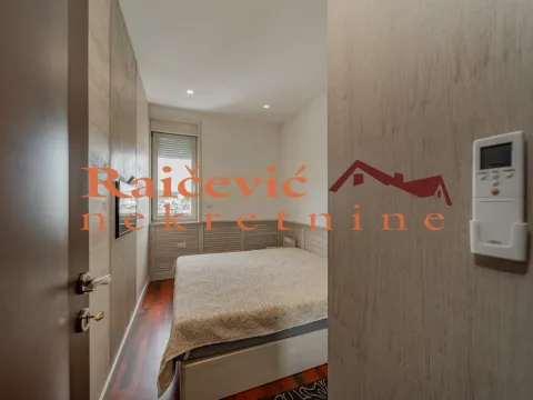 Sale, studio apartment, 85m², Vračar, Šid - image 11