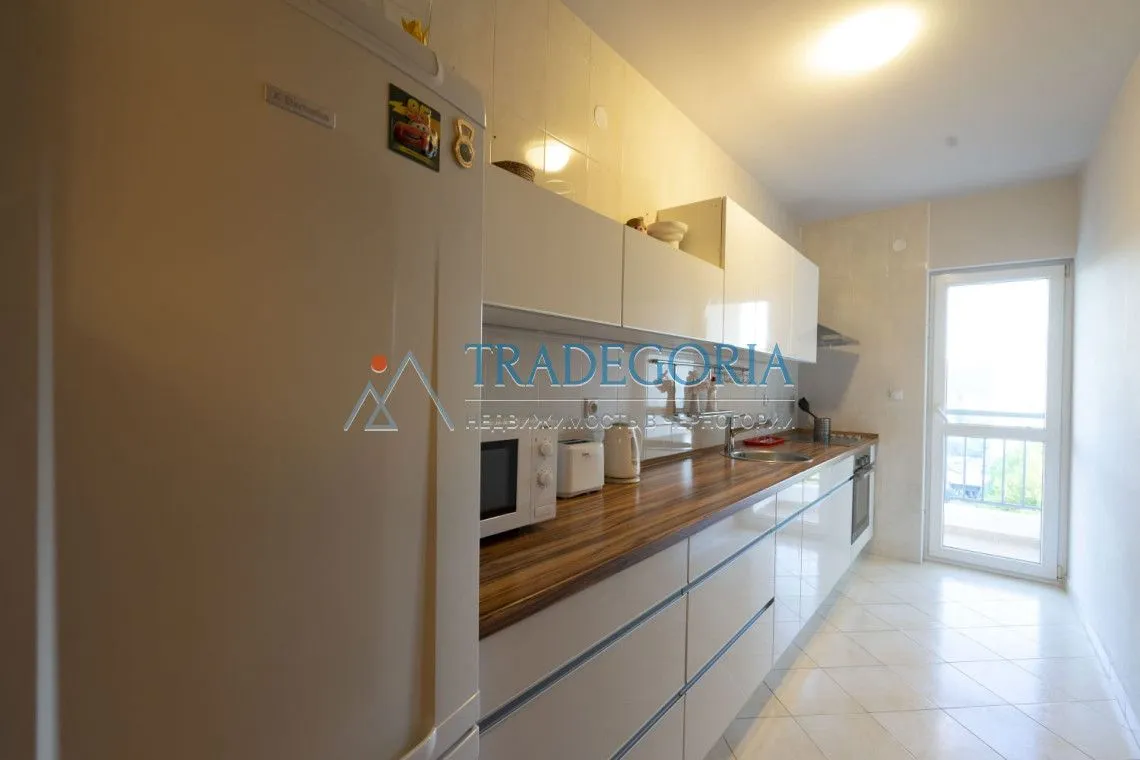 Prodaja, trosoban stan, 103m², Bar, Crna Gora