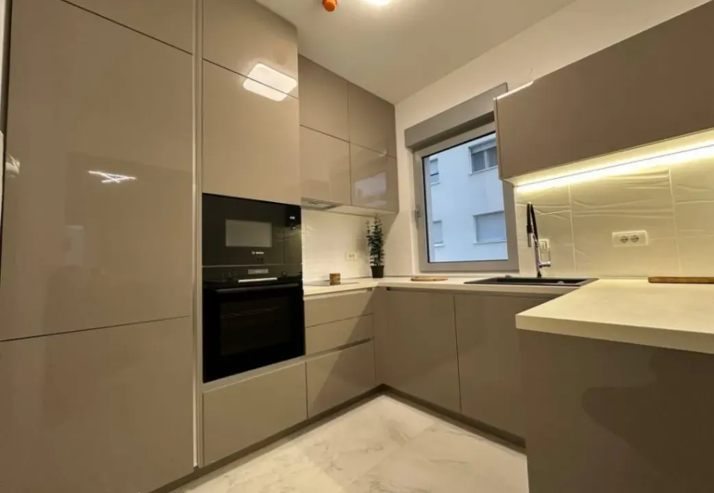 Sale, one bedroom apartment, 54m², Rozino, Budva