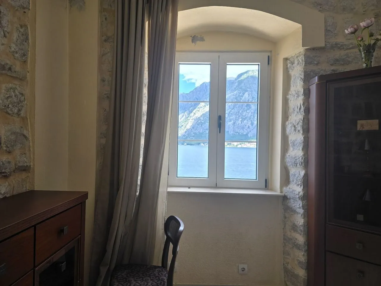 Prodaja, jednosoban stan, 54m², Prčanj, Kotor