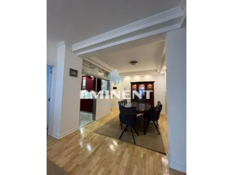 Izdavanje, četvorosoban stan, 120m², Savski Venac, Beograd - image 3