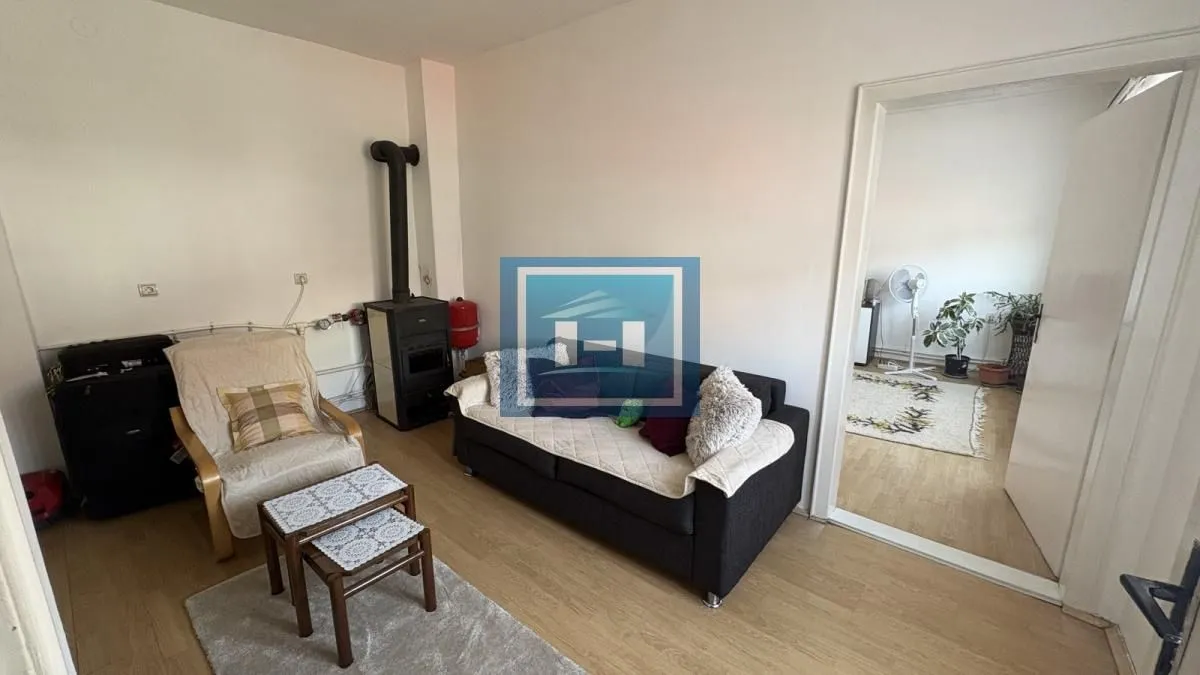 Prodaja, dvosoban stan, 64m², Vašarište, Jagodina