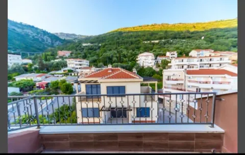 Rent, two bedroom apartment, 120m², Petrovac, Budva - image 18