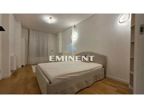 Izdavanje, trosoban stan, 117m², Vračar Hram, Vračar Sve Podlokacije - image 13