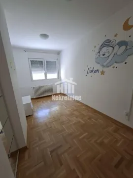 Izdavanje, trosoban stan, 72m², Julino Brdo, Beograd - image 17