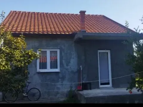 Prodaja, kuća, 83m², Donja Gorica, Podgorica