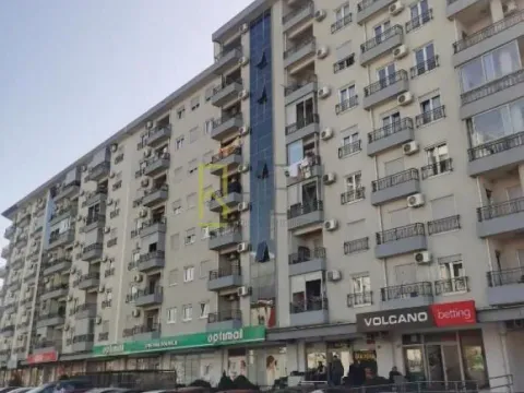 Prodaja, poslovni prostor, 67m², Pobrežje, Podgorica - image 3