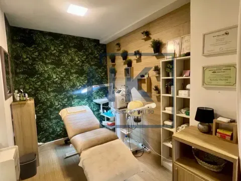 Rent, office space, 63m², City Kvart, Podgorica - image 2