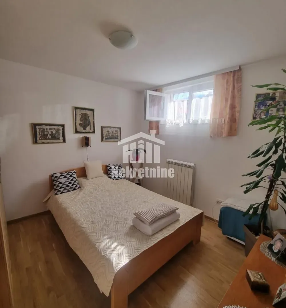 Prodaja, dvosoban stan, 48m², Zemun Gornji Grad, Zemun Sve Podlokacije