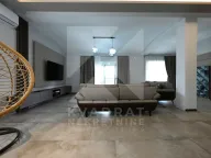 Rent, three bedroom apartment, 190m², Tološi, Podgorica - image 4