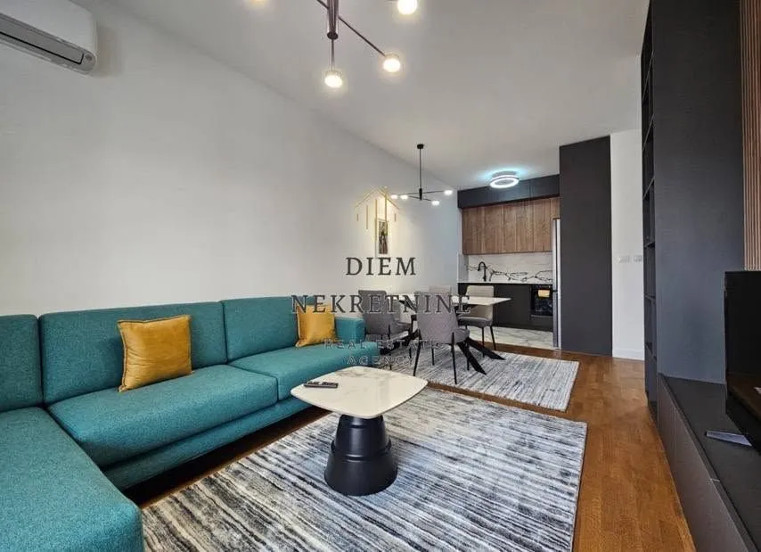 Izdavanje, jednosoban stan, 53m², Ilino, Bar