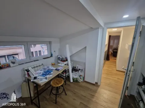 Sale, three bedroom apartment, 95m², Stari Grad, Beograd - image 7