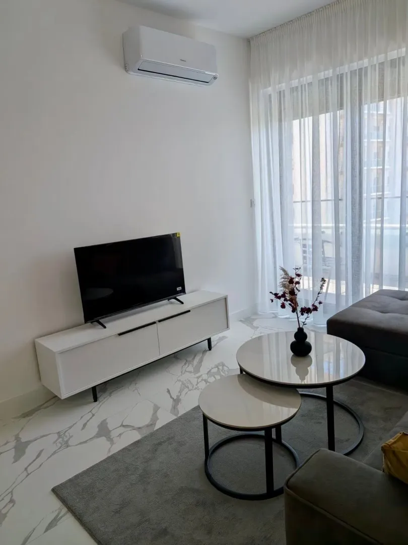Izdavanje, jednosoban stan, 54m², Ilino, Bar