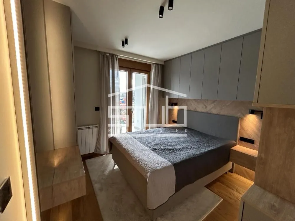 Izdavanje, trosoban stan, 77m², Tošin bunar, Novi Beograd Sve Podlokacije