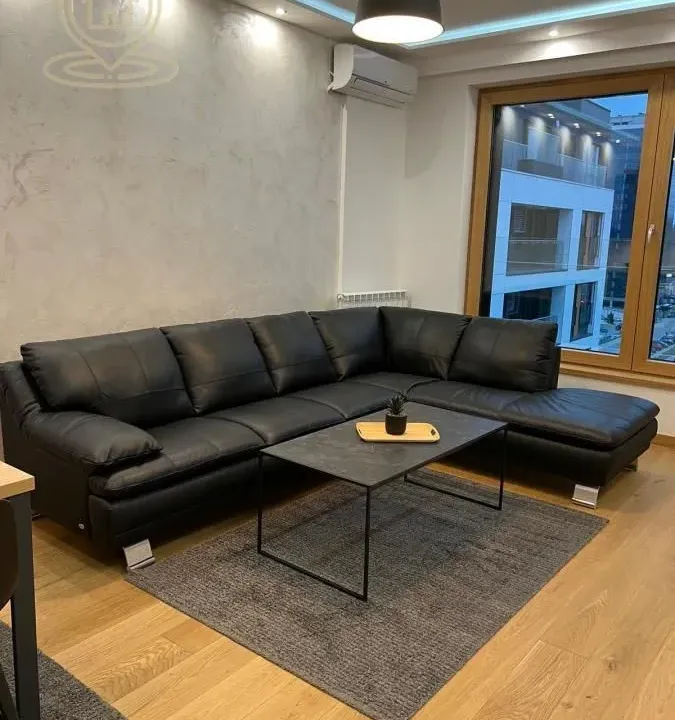 Izdavanje, trosoban stan, 70m², Novi Beograd Blok 65, Novi Beograd Sve Podlokacije