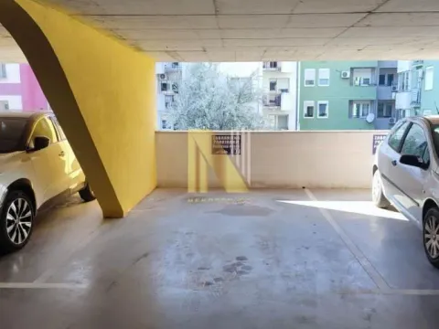 Rent, parking/garage, 15m², Bulevar Oslobodjenja, Novi Sad Sve Podlokacije - image 2