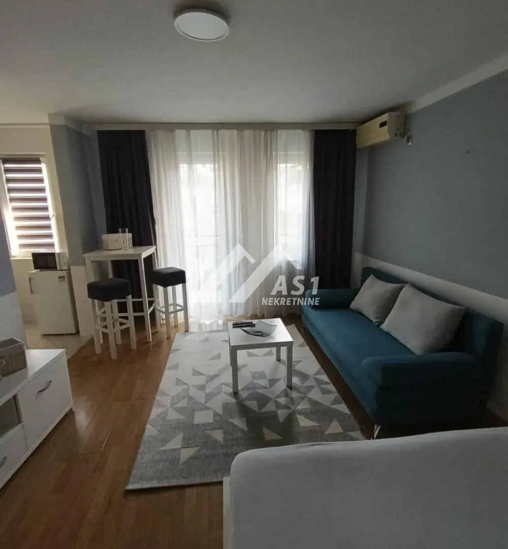 Rent, apartment, 33m², Centar, Novi Sad