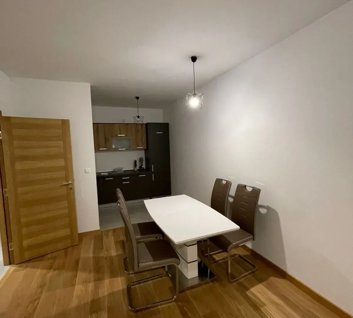 Izdavanje, jednosoban stan, 48m², New City, Podgorica