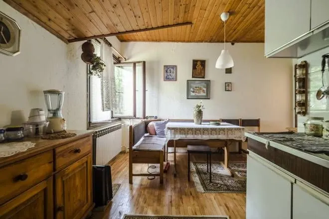 Sale, house, 275m², Zvezdarska Šuma, Zvezdara Sve Podlokacije